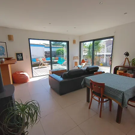 Holiday home Maison Calme A 200m De L'ocean *